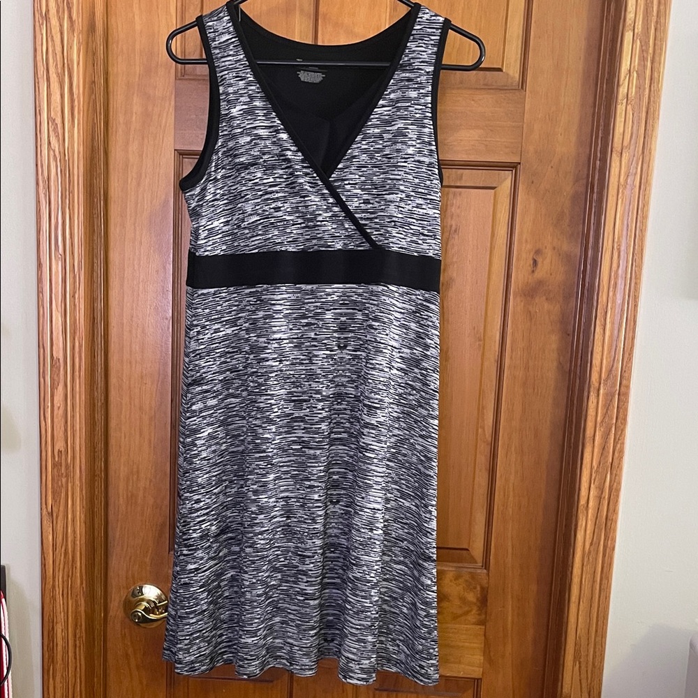 Tek Gear Black and Gray Patterned Midi Dress